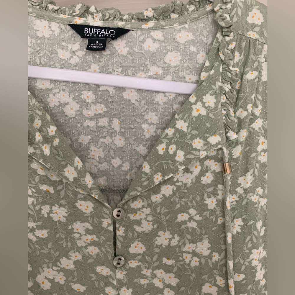 Short sleeve boho style top